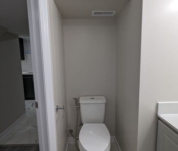 For Lease - 29 Brantford Drive, Toronto, Ontario - Photo 5