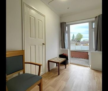Studio Flat, Forty Lane, HA9 - Photo 2