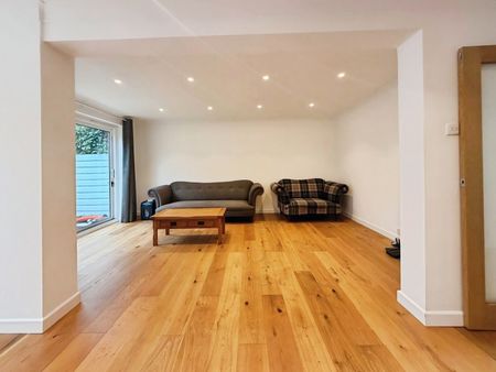 Malvern Way, Ealing, W13 8EB - Photo 2