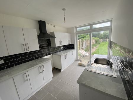 3 bedroom house to rent - Photo 5