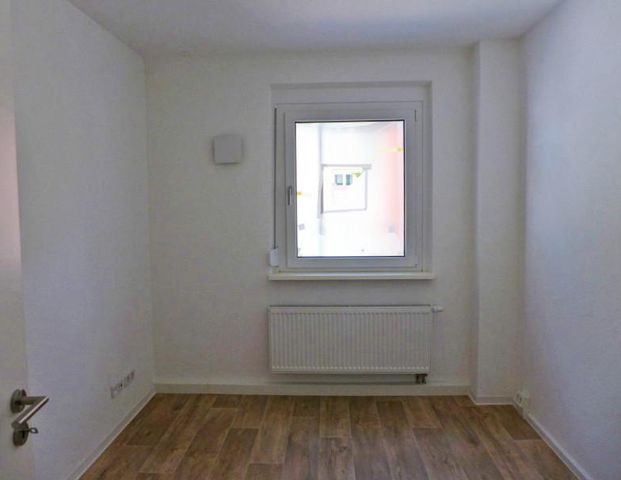 Alles NEU - im Grünen Wohnfühlen - Photo 1