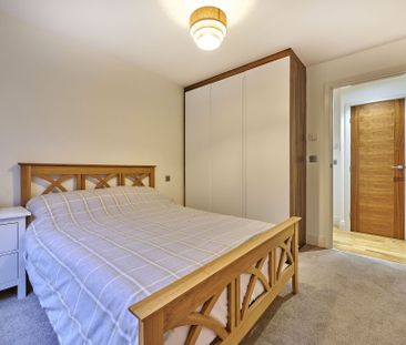 Available unfurnished from 14/11/2025 - Photo 1