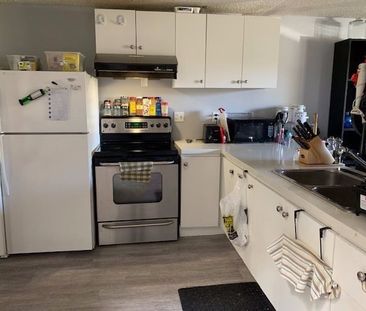 For Lease - 65 Hickling Trail Unit# Room #2, Barrie, Ontario - Photo 2