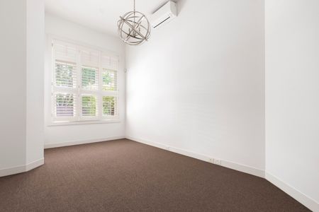 2 Meryl Street, Armadale VIC 3143 - House For Rent | Domain - Photo 3