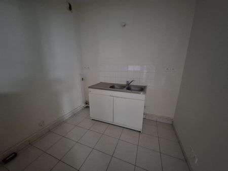 Location Appartement 3 pièces 68m² LILLE 59000 - Photo 5