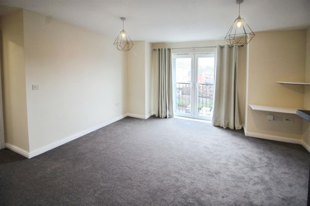 New Forest Way, Leeds - Photo 1