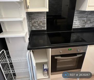 1 bedroom flat to rent - Photo 6