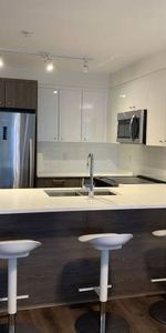 Port Moody: 1 Bed 1 Bath Apartment - Photo 4