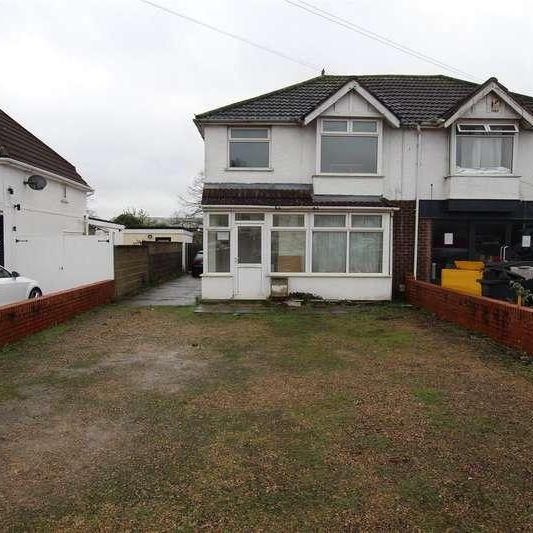 Stratton Road, Swindon, Wiltshire, SN1 - Photo 1