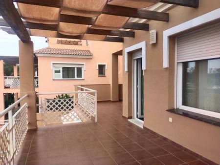 4 room luxury Detached House for rent in Málaga, Andalusia - Photo 4