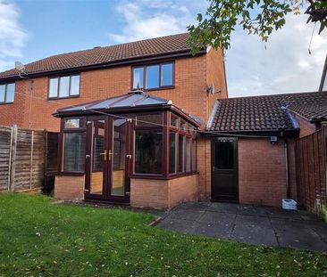 2 bedroom semi-detached house to rent - Photo 6