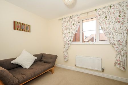 2 bedroom terraced house to rent - Photo 5