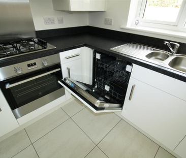 5 bedroom private hall to rent - Photo 3