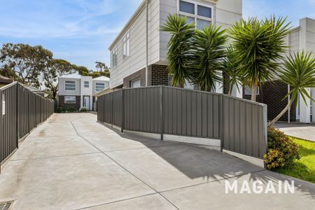 4/67 Conington Cres, Morphett Vale SA 5162 - House For Rent | Domain - Photo 2