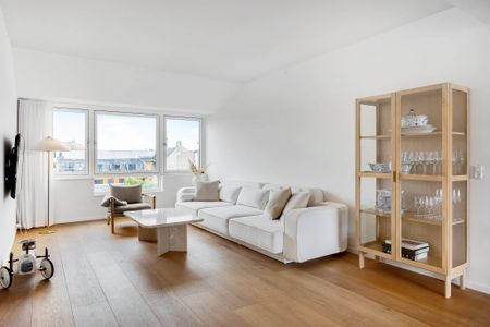 Furnished penthouse apartment with west-facing balcony right by Kongens Nytorv - Photo 4