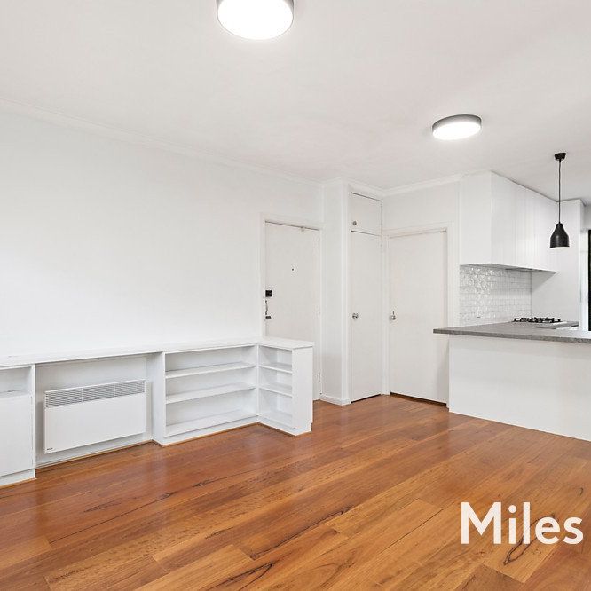 2/33 Carmichael Street, Ivanhoe East - Photo 1