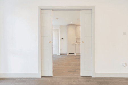 Norbury Crescent, London, SW16 - Photo 3