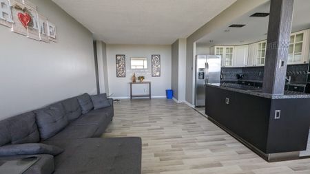 For Lease - 215 Glenridge Avenue Unit# 907, St. Catharines, Ontario - Photo 3