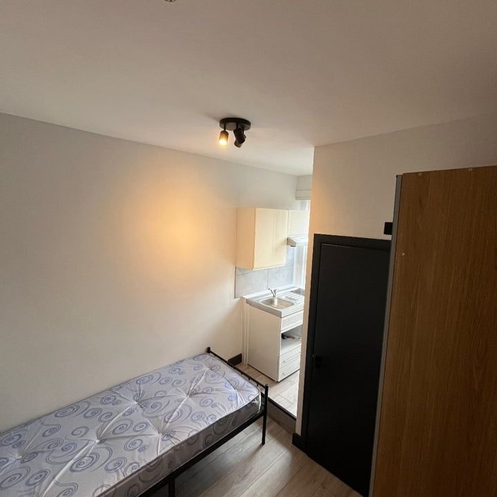 Studio Flat, London, W5 - Photo 1