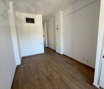 Apartment T1 in Venteira, Amadora - Photo 1