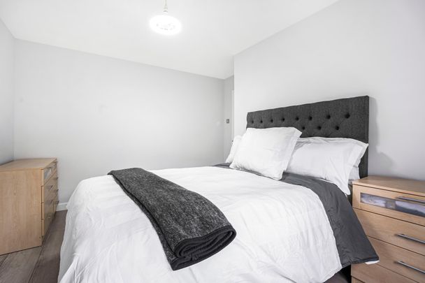 Harewood Terrace - Photo 1
