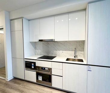 For Lease - 8 Interchange Way Unit# 711, Vaughan, Ontario - Photo 6