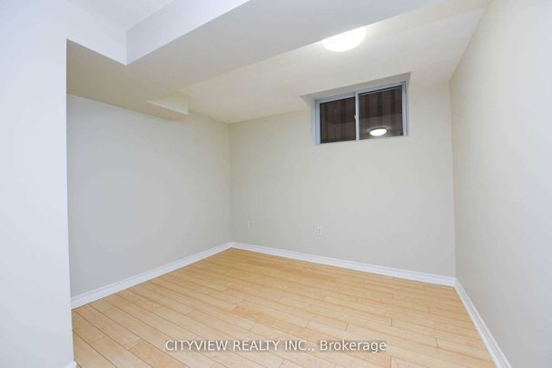 For Lease - 6459 Tisler Crescent, Mississauga, Ontario - Photo 1