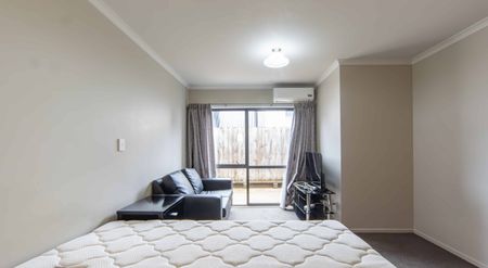 Tidy Studio Unit - Photo 5