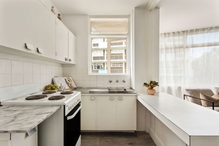 Peaceful Apartment Graced with Sublime Harbour Views - Unfurnished - Photo 5