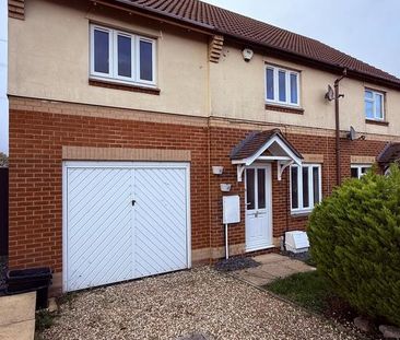 3 bedroom semi-detached house to rent - Photo 1
