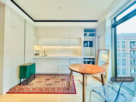 1 bedroom flat to rent - Photo 2