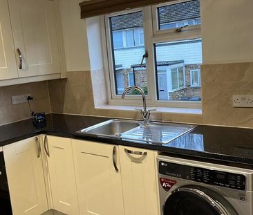 2 bedroom maisonette to rent - Photo 1