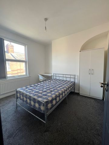 21 Watkin Street, NG3 1DL, NOTTINGHAM - Photo 4