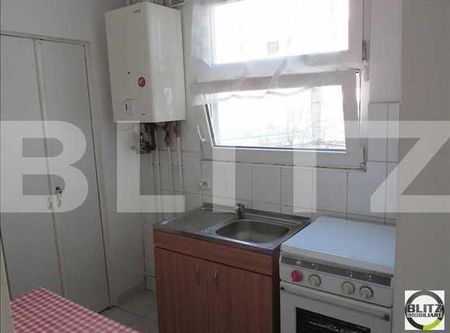 Apartament de inchiriat cu 1 camera, decomandat, zona Piata Mihai Viteazul - Fotografie 3