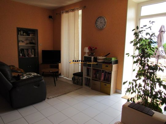 Location Appartement 3 pièces 76m² ST VALLIER 26240 - Photo 1