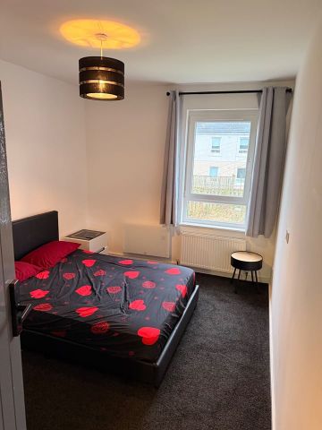 3 Bed Flat, Househillwood Crescent, G53 - Photo 2