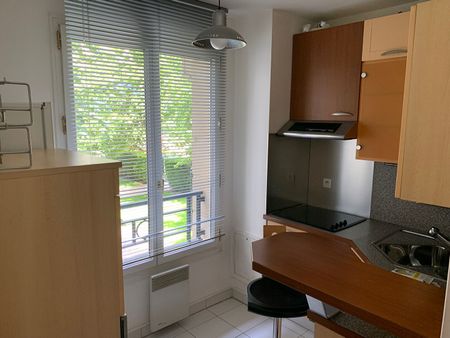 Location appartement 2 pièces, 53.00m², Issy-les-Moulineaux - Photo 4