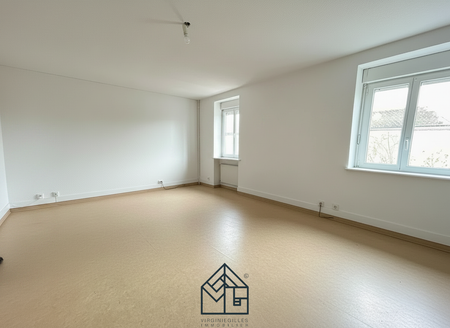 Location Appartement 3 pièces 51m² ROANNE 42300 - Photo 4
