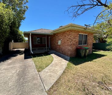 3 BEDROOM HOME - SOUTH TAMWORTH - Photo 6