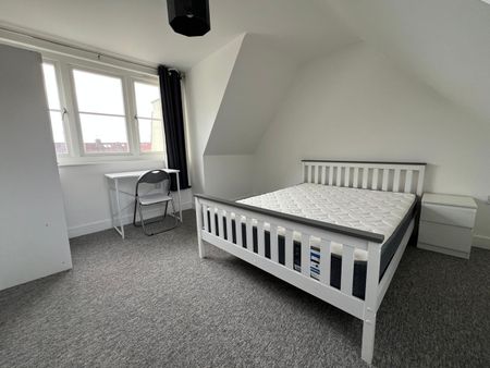 5 Bed Maisonette, Hotwell Road, BS8 - Photo 4