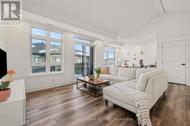 I - 35 OVERBERG WAY - Photo 1