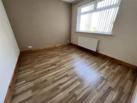 15 Beechdene Crescent, Newtownards, BT23 8RZ - Photo 4