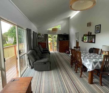 Family home in Riverview - Photo 1