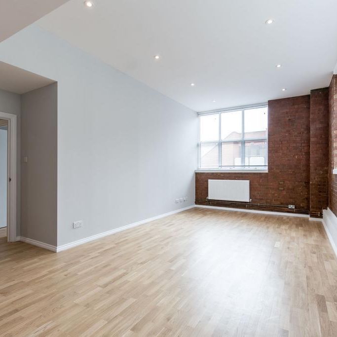 2 bedroom flat to rent - Photo 1