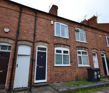 4 bedroom terraced house to rent - Photo 1