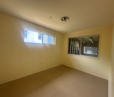 3 Old Shoal Point Road, Bucasia - Photo 2