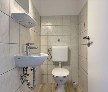 Renovierte DHH mit überdachter Terrasse, Garten & Garage in zentral... - Photo 6