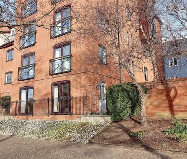 3 bedroom apartment to rent - Photo 2