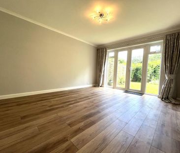 2 bedroom maisonette to rent - Photo 2