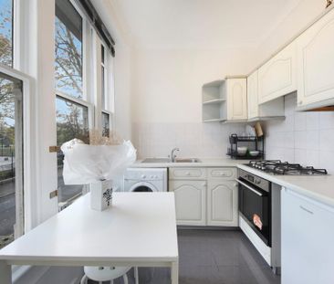 Studio to rent - Photo 2